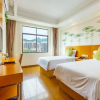 Отель GreenTree Alliance Sanya Jiyang District Yalongwan Road Hotel, фото 6