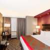 Отель Ramada by Wyndham Niagara Falls by the River, фото 12