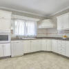 Отель Villa - 12 Bedrooms with Pool And Wifi - 106430, фото 3