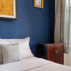 Отель Gorgeous 1 Bedroom in Earl's Court With Vintage Furniture, фото 14