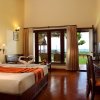 Отель Abad Whispering Palms Lake Resort в Кумаракоме