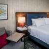 Отель Hampton Inn & Suites Huntington Downtown, фото 11