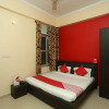 Отель OYO 17204 Vrindawan Galaxy, фото 15