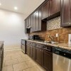 Отель Spacious 3BR/2.5BATH Condo in Great location, фото 4