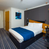 Отель Holiday Inn Express Northampton - South, an IHG Hotel, фото 3