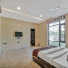 Отель OYO 9744 Helios Homestay, фото 6