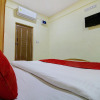 Отель OYO 8937 Ragu Residency, фото 2