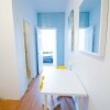 Отель 2 Bedrooma Apartment near Kensington Market - Unit 1, фото 3