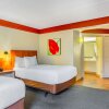 Отель La Quinta Inn & Suites by Wyndham Raleigh Crabtree, фото 4