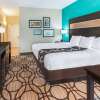 Отель La Quinta Inn & Suites by Wyndham Carlsbad, фото 32