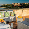 Отель It has 3 bedrooms ( two double and one with two single beds ), two bathrooms, living room, kitchen,-, фото 7