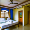 Отель Larios Beach Holiday Resort, фото 4