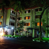 Отель Chesterfield Hotel & Suites, фото 1