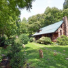 Отель Cherokee Creekside Cabin, фото 3