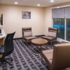 Отель TownePlace Suites by Marriott Ontario Chino Hills, фото 15