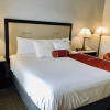 Отель Days Inn & Suites Lakeland, фото 2