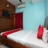 Отель OYO Flagship 12122 Maa Bhagabati Guest House, фото 3