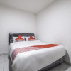 Отель OYO 2391 Baladewa Residence Syariah, фото 20