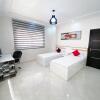 Отель Luxurious apartment close to the sea в Аль-Хосейме