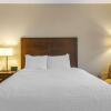 Отель Quality Inn & Suites, фото 37