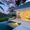 Отель Romantic Jungle Villa, 1 BR, Ubud With Staff, фото 17