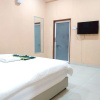 Отель OYO 89691 Hotel Puteri Miqaila, фото 11