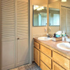 Отель Stunning Townhome Near Upper Klamath Lake!, фото 8