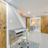Отель Trendy Baltimore Townhome: 2 Mi to Downtown!, фото 17