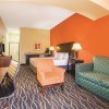 Отель La Quinta Inn & Suites by Wyndham Tulsa Airpt / Expo Square, фото 2