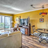 Отель Myrtle Beach Condo, 1 Block to Ocean Shore!, фото 12