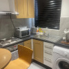 Отель Lovely 1 Bedroom Flat 5 Minutes Walk From Station, фото 10
