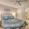 Отель Hilton Head Condo - Beachfront Community!, фото 7