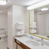 Отель Hampton Inn & Suites Atlanta Midtown, фото 10