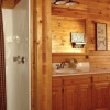 Отель Lamb's Cabin by the Creek - 3 Br Cabin, фото 7