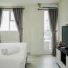 Отель Elegant Studio At Bintaro Icon Apartment Near Bintaro Xchange Mall, фото 2