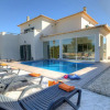 Отель Villa Albufeira Golf Dois Superb V5 sleeps 12 Short Walk to Albufeira Centre, фото 1