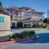 Отель Embassy Suites San Rafael Marin County, фото 17