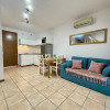 Отель Modern Seaside Flat by the Pool, фото 2