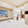 Отель Relaxing And Homey Studio Room Sky House Bsd Apartment, фото 3