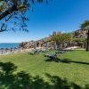 Отель Plaka Beach Resort, фото 1