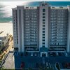 Отель Updated Beachfront Condo on the 7th Floor, фото 42