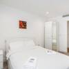 Отель 100 New King's Road · Incredible Two Bed Apartment In Parsons Green в Лондоне