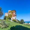 Отель Historical villa in Calabria with colourful garden, фото 12