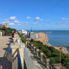 Отель Cosy 2BD Coastal Retreat Folkestone Leas, фото 15