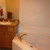 Отель James And Paulette Mcgovern 2 Bedroom Condo, фото 7