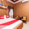 Отель OYO 956 Hung Thinh Koreana Hotel, фото 4