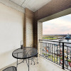 Отель New Listing! 9th-floor River-view W/ Balcony 1 Bedroom Condo, фото 5