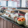 Отель Quality Inn & Suites, фото 11