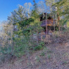 Отель Er 240 â Smoky Safari Great Location â Close To Town! 2 Bedroom Cabin by RedAwning, фото 15