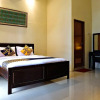 Отель SPOT ON 2845 La Reso Homestay Syariah, фото 7